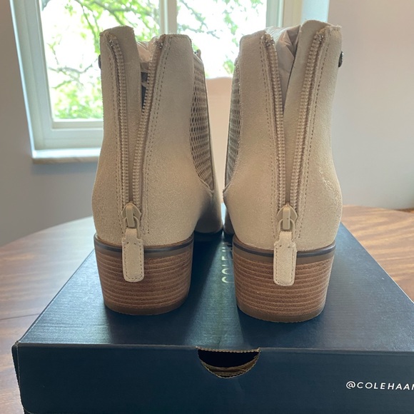 Cole Haan Val Bootie in Birch Suede Size 10 - Picture 3 of 4